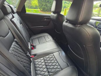 Toyota Auris 1.8 VVT-h GB25 CVT Euro 6 (s/s) 5dr (Safety Sense)