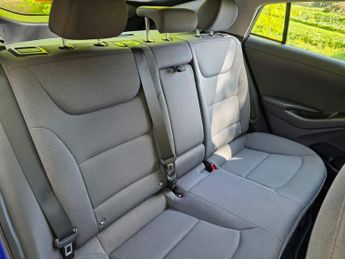 Hyundai IONIQ 1.6 h-GDi 1st Edition DCT Euro 6 (s/s) 5dr