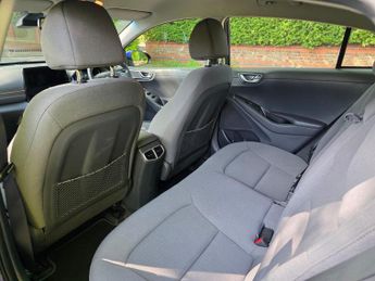 Hyundai IONIQ 1.6 h-GDi 1st Edition DCT Euro 6 (s/s) 5dr