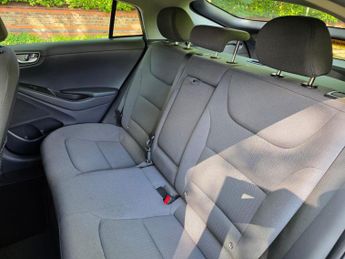 Hyundai IONIQ 1.6 h-GDi 1st Edition DCT Euro 6 (s/s) 5dr