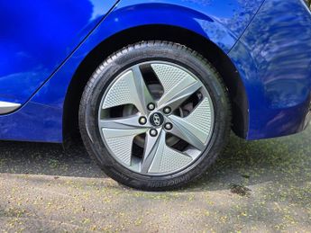 Hyundai IONIQ 1.6 h-GDi 1st Edition DCT Euro 6 (s/s) 5dr