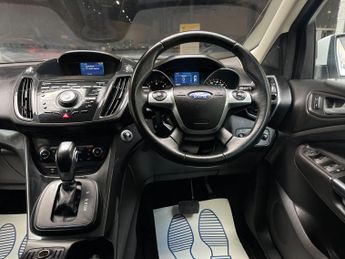 Ford Kuga 2.0 TDCi Titanium Powershift AWD Euro 5