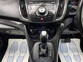 Ford Kuga 2.0 TDCi Titanium Powershift AWD Euro 5