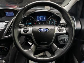 Ford Kuga 2.0 TDCi Titanium Powershift AWD Euro 5