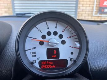 MINI Countryman 1.6 Cooper D ALL4 Euro 5 (s/s) 5dr