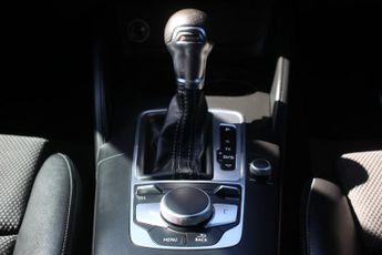 Audi A3 2.0 TFSI Black Edition S Tronic quattro Euro 6 (s/s) 4dr