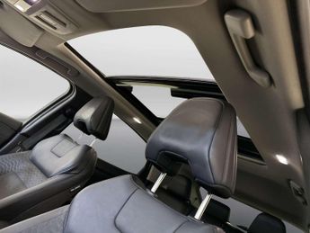 Nissan ARIYA 63kWh Advance SUV 5dr Electric Auto 7.4kW Charger (217 ps)