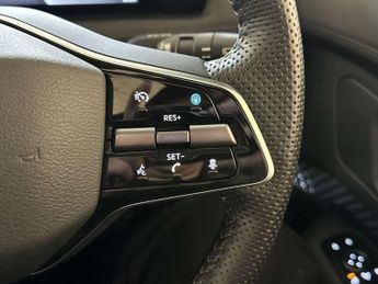 Nissan ARIYA 63kWh Advance SUV 5dr Electric Auto 7.4kW Charger (217 ps)