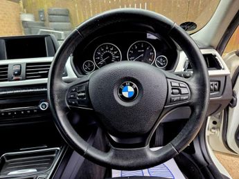 BMW 3 Series 2.0 320d SE Euro 5 (s/s) 4dr