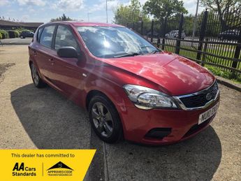 Kia Ceed 1.4 Strike Euro 4 5dr