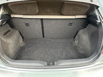 Toyota Auris 1.33 VVT-i TR (s/s) 5dr