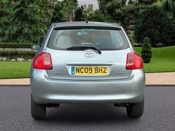 Toyota Auris 1.33 VVT-i TR (s/s) 5dr