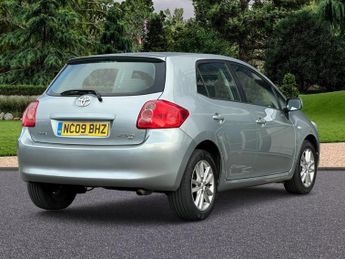 Toyota Auris 1.33 VVT-i TR (s/s) 5dr