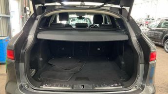Jaguar F-PACE 2.0 D180 Portfolio Auto AWD Euro 6 (s/s) 5dr
