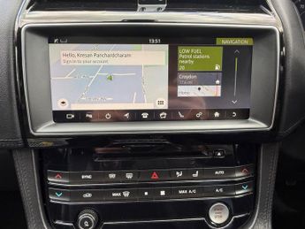 Jaguar F-PACE 2.0 D180 Portfolio Auto AWD Euro 6 (s/s) 5dr