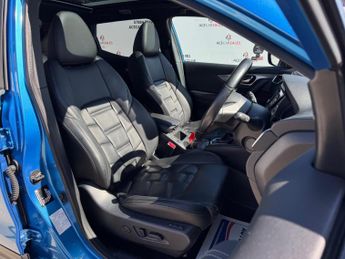 Nissan Qashqai 1.6 dCi Tekna+ XTRON Euro 6 (s/s) 5dr