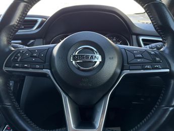 Nissan Qashqai 1.6 dCi Tekna+ XTRON Euro 6 (s/s) 5dr