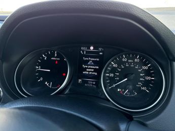 Nissan Qashqai 1.6 dCi Tekna+ XTRON Euro 6 (s/s) 5dr