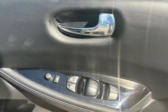 Nissan Leaf 110kW N-Connecta 39kWh 5dr Auto