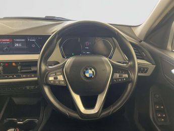 BMW 1 Series 1.5 118i SE Hatchback 5dr Petrol DCT Euro 6 (s/s) (140 ps)