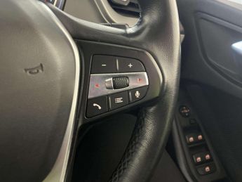 BMW 1 Series 1.5 118i SE Hatchback 5dr Petrol DCT Euro 6 (s/s) (140 ps)