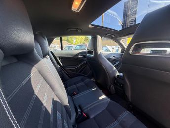 Mercedes-Benz CLA 2.1 CLA200d Sport Shooting Brake 7G-DCT Euro 6 (s/s) 5dr