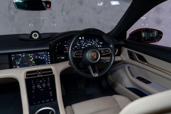 Porsche Taycan Performance Plus 93.4kWh 4 Cross Turismo Auto 4WD 5dr