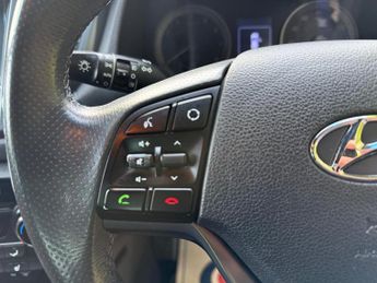 Hyundai TUCSON 1.6 T-GDi GO! SE DCT Euro 6 5dr
