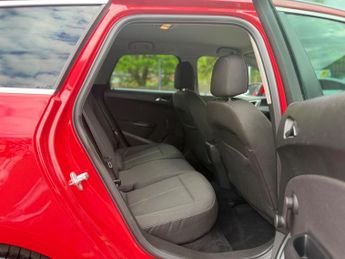 Vauxhall Astra 2.0 CDTi SRi Sports Tourer Auto Euro 5 5dr
