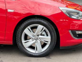 Vauxhall Astra 2.0 CDTi SRi Sports Tourer Auto Euro 5 5dr