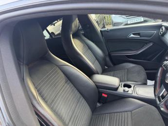 Mercedes-Benz CLA 2.1 CLA220 CDI AMG Sport Coupe 7G-DCT Euro 6 (s/s) 4dr