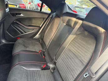 Mercedes-Benz CLA 2.1 CLA220 CDI AMG Sport Coupe 7G-DCT Euro 6 (s/s) 4dr
