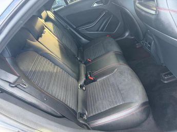 Mercedes-Benz CLA 2.1 CLA220 CDI AMG Sport Coupe 7G-DCT Euro 6 (s/s) 4dr