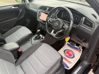 Volkswagen Tiguan 1.5 TSI EVO R-Line Tech DSG Euro 6 (s/s) 5dr