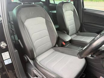 Volkswagen Tiguan 1.5 TSI EVO R-Line Tech DSG Euro 6 (s/s) 5dr