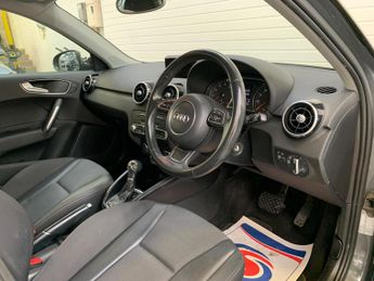 Audi A1 1.4 TFSI Sport Sportback S Tronic Euro 6 (s/s) 5dr (Nav)