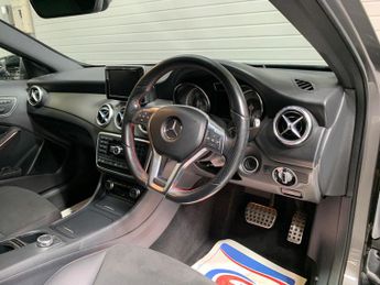 Mercedes-Benz GLA 2.1 GLA220 CDI AMG Line 7G-DCT 4MATIC Euro 6 (s/s) 5dr