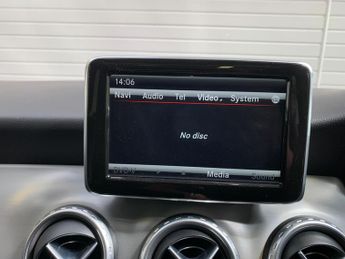 Mercedes-Benz GLA 2.1 GLA220 CDI AMG Line 7G-DCT 4MATIC Euro 6 (s/s) 5dr