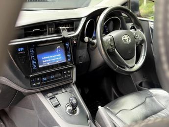 Toyota Auris 1.8 VVT-h GB25 CVT Euro 6 (s/s) 5dr (Safety Sense)