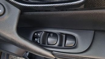 Nissan X-Trail 1.6 dCi Tekna SUV 5dr Diesel Manual Euro 6 (s/s) (130 ps)