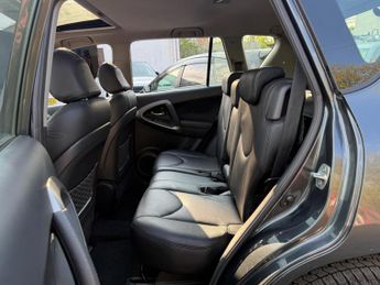 Toyota RAV4 2.0 XT4 4WD 5dr
