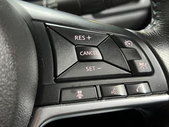 Nissan Leaf 40kWh Acenta Auto 5dr