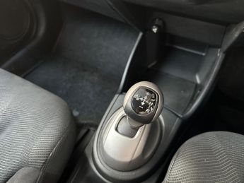 Honda Jazz 1.4 i-VTEC ES i SHIFT Euro 4 5dr
