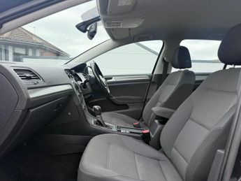 Volkswagen Golf 1.6 TDI BlueMotion Tech Match DSG Euro 5 (s/s) 5dr