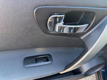 Nissan Qashqai 1.6 Acenta 2WD Euro 5 (s/s) 5dr