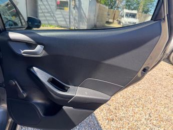 Ford Fiesta 1.0T EcoBoost ST-Line Auto Euro 6 (s/s) 5dr