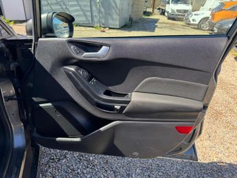 Ford Fiesta 1.0T EcoBoost ST-Line Auto Euro 6 (s/s) 5dr