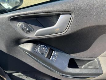 Ford Fiesta 1.0T EcoBoost ST-Line Auto Euro 6 (s/s) 5dr