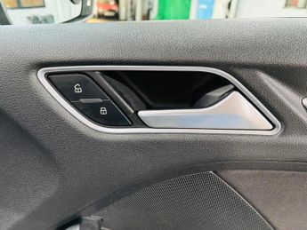 Audi A3 1.6 TDI Sport Sportback S Tronic Euro 6 (s/s) 5dr