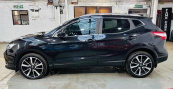 Nissan Qashqai 1.6 dCi Tekna XTRON 2WD Euro 5 (s/s) 5dr